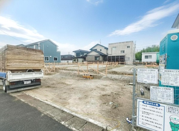 海沿いの自然豊かなお庭付き 全3棟 新築戸建 大岳1丁目